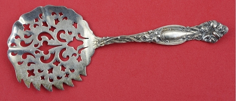 Cucumber Server w/ teeth 5 1/2
